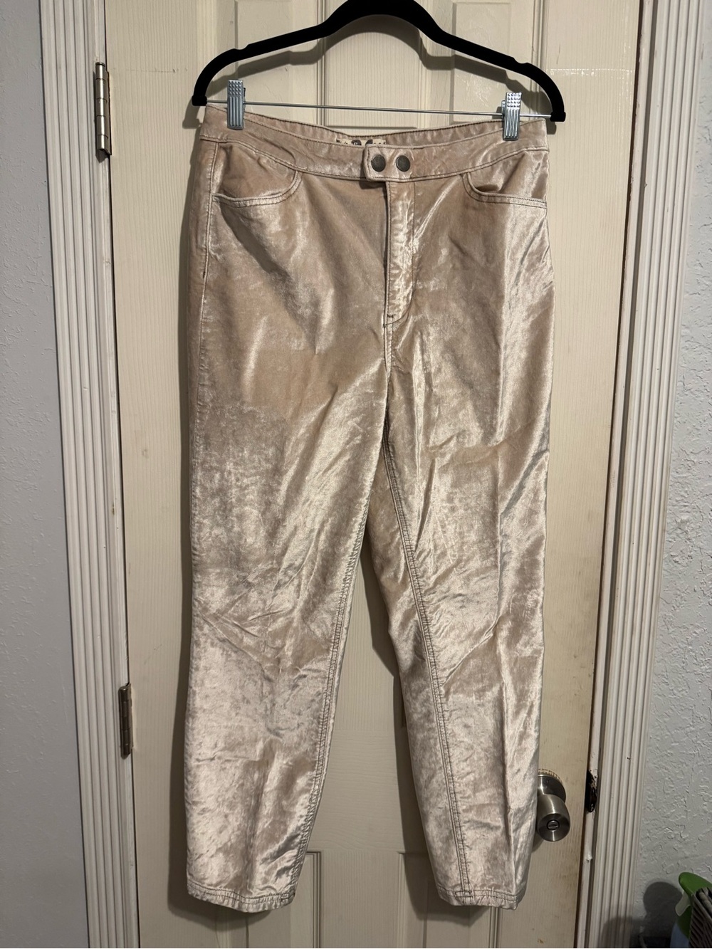 We the Free Women’s Velvet High-Rise Jeans in Light Beige size 31